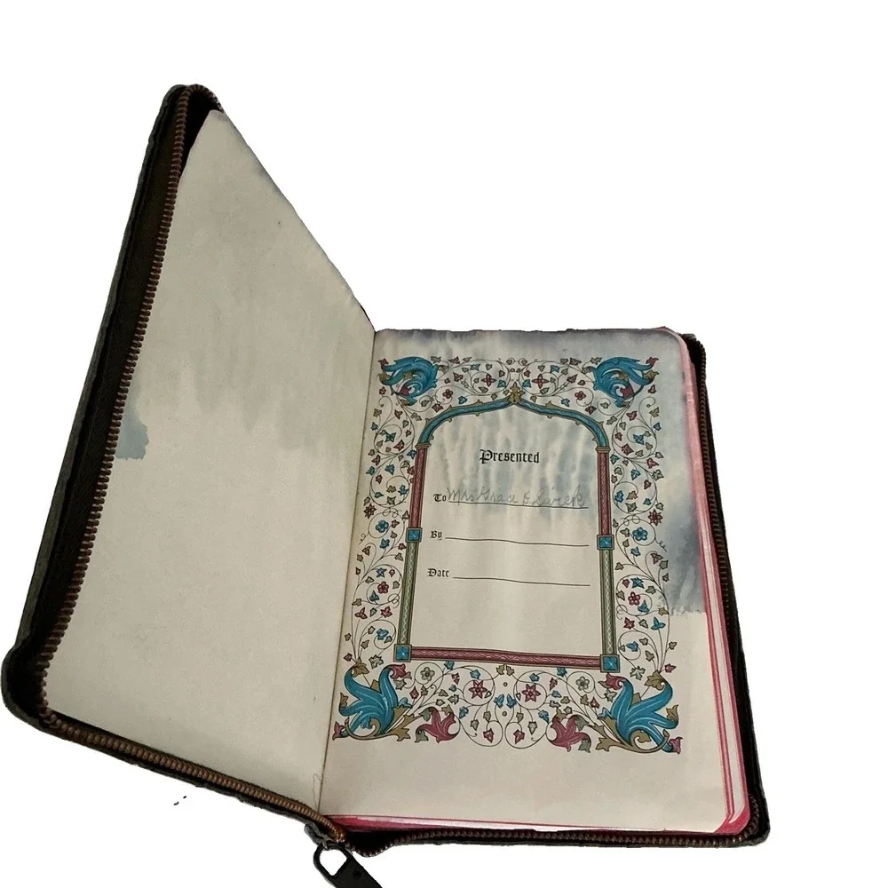 VTG Holy Bible KJV Concordance Red Letter Edition Zipper World Publishing Co.